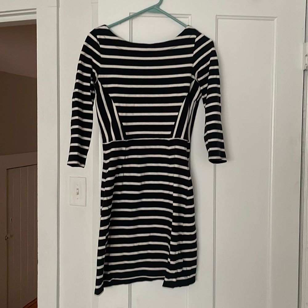 Gap black and white striped dress